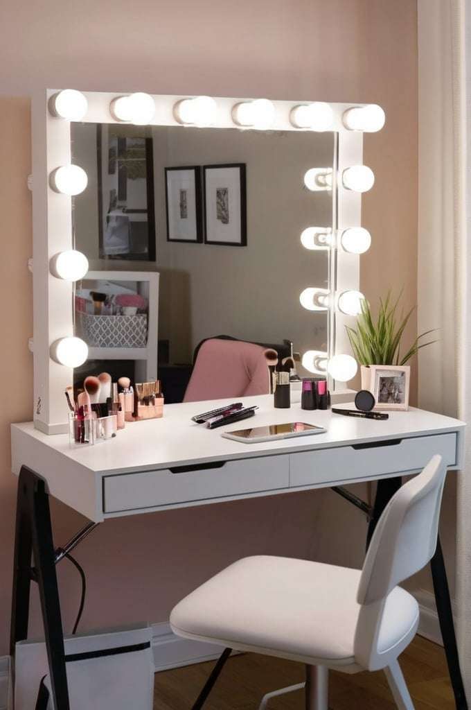 Multi-purpose desk Vanity and computer desk Functional furniture makeup.